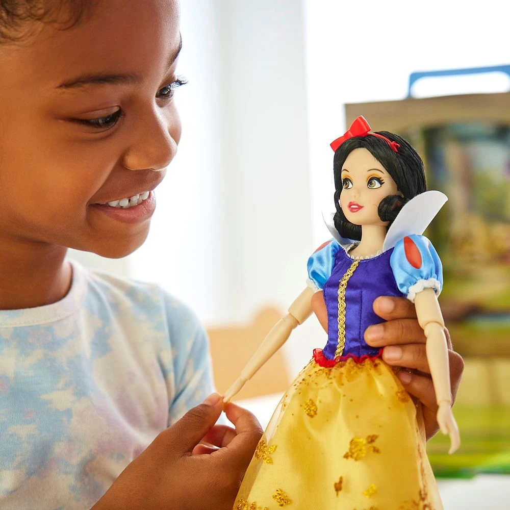 Snow White Disney Story Doll β 11'' - Image 6