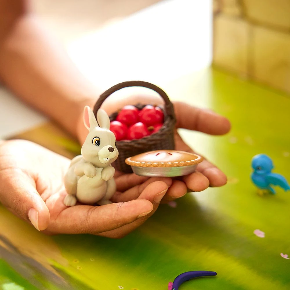 Snow White Disney Story Doll β 11'' - Image 7